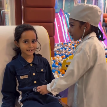 Kids enjoying doctor pretend play at Wooray